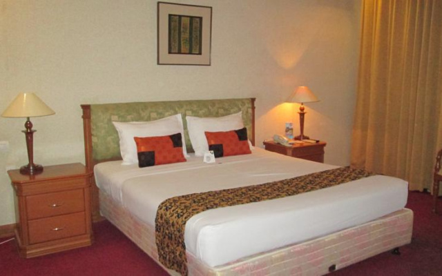 Elty Suites Lesung Batu