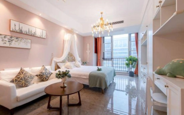 Wuxi bubble designer hotel