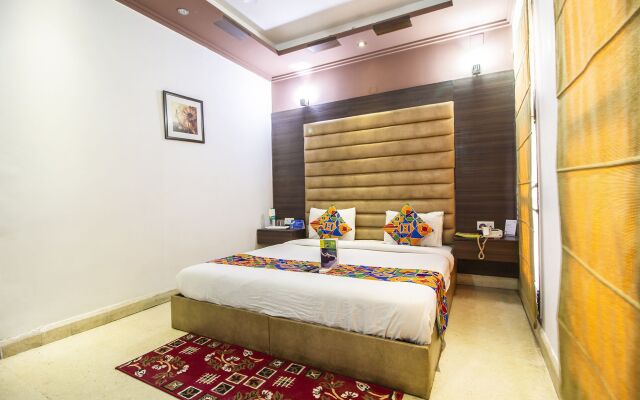 FabHotel Moon Hospitality DLF Phase 3