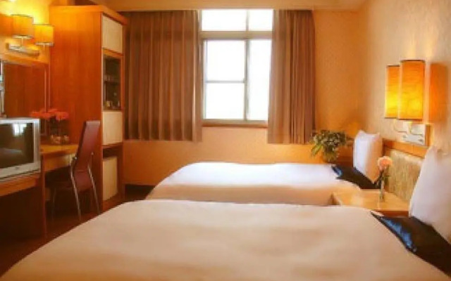 Asia Emperor Hotel