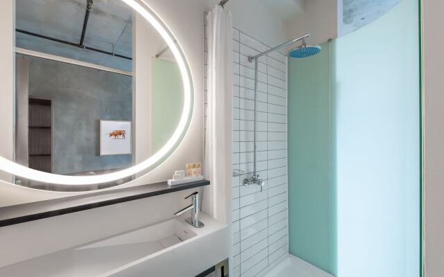 NYLO Las Colinas Hotel, Tapestry Collection by Hilton