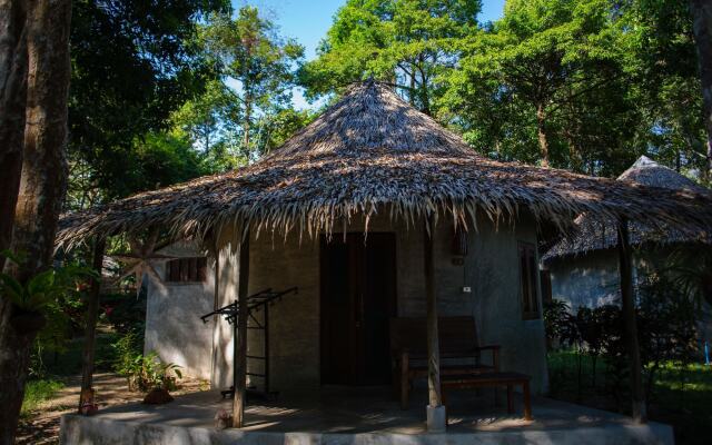 The Tropical Beach Resort