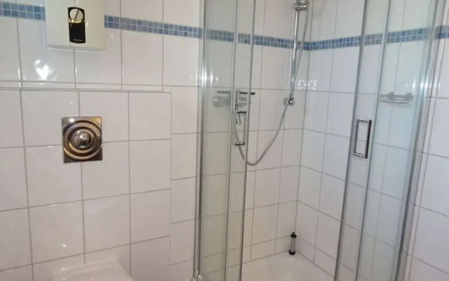 1 in House Weser 1 Comfortable Vacation Home