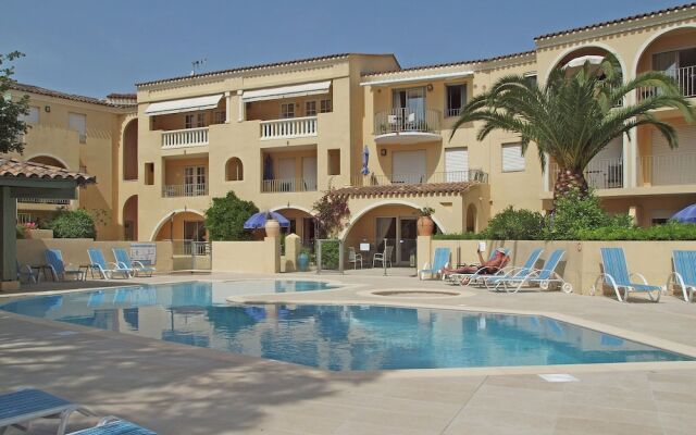 Apartment in Gassin Saint Tropez With Garden, Pool