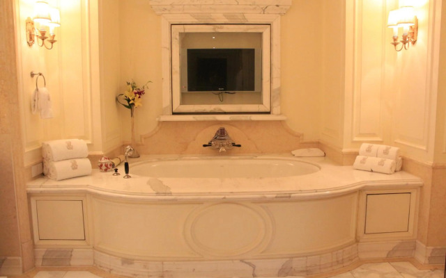 The Ritz-Carlton, Beijing