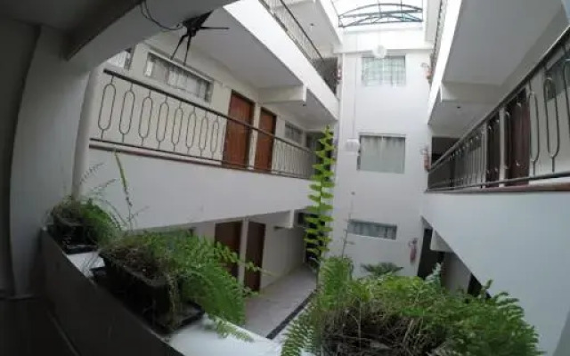 Hotel Ricardi Express