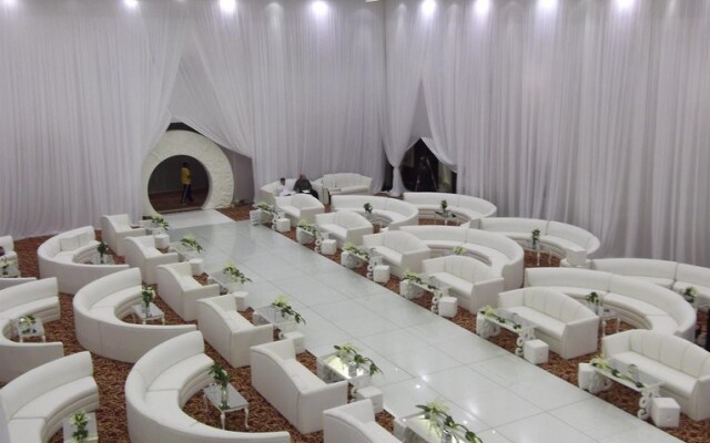 Tulip Inn Andalusia Hotel and suites