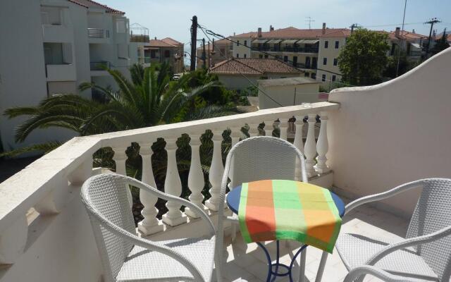 Castro Apartments