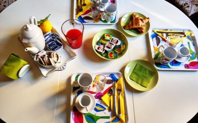 Carel Bed  Breakfast