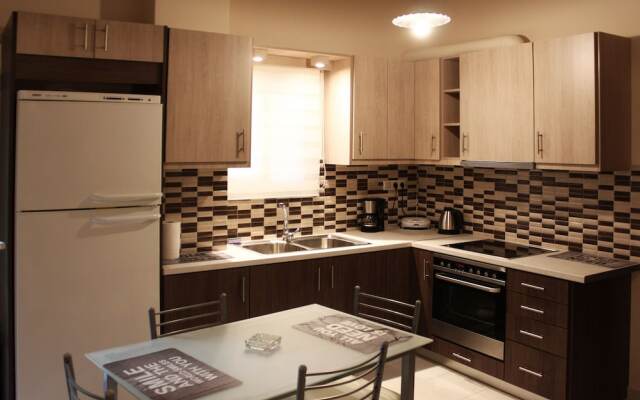 Studio in Pagkrati close to Euaggelismos metro