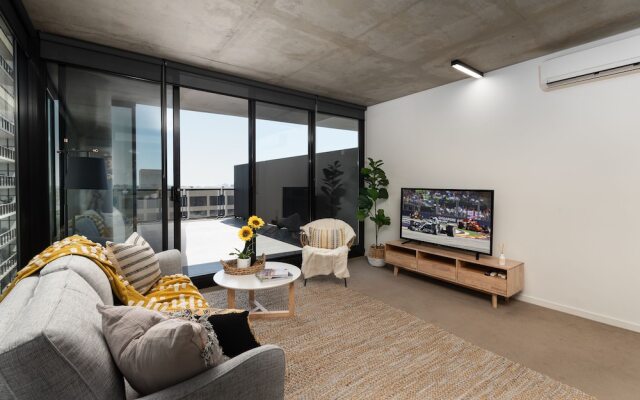 568 St Kilda Road Apartments by TWIG