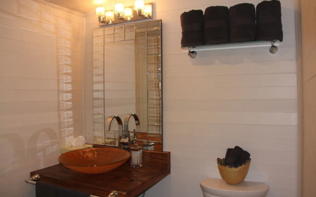 Watermark Waterfront Cottages