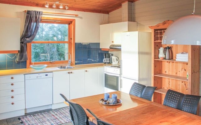 Beautiful Home In Haugesund With Sauna, Wifi And 3 Bedrooms