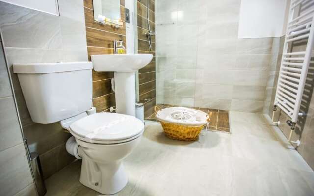 Duke Of Edinburgh Hotel