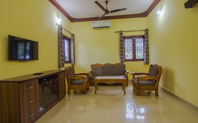 OYO 17112 Home Traditional 2BHK Mandrem