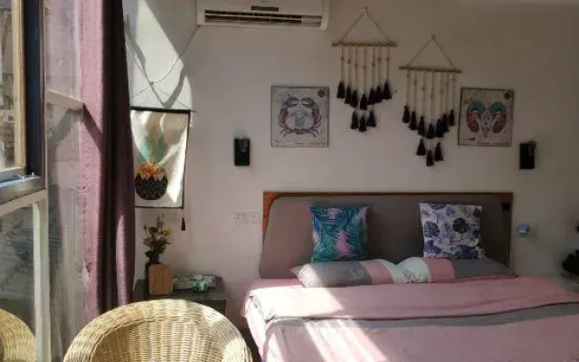 Yangshuo Showbiz Youth Hostel
