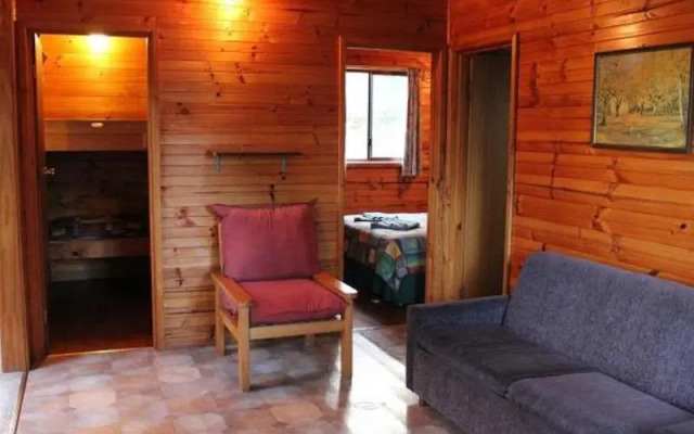 Gumleaves Bush Holidays