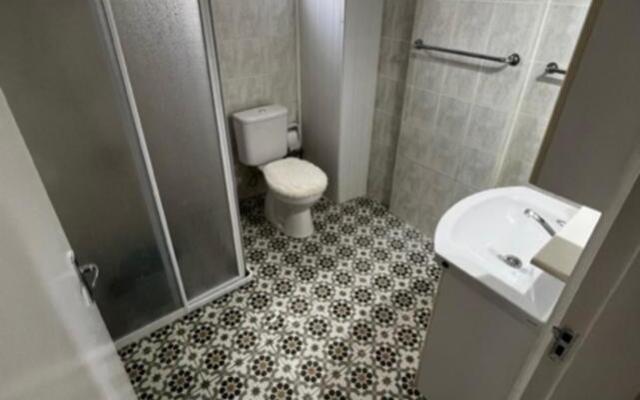 Girne Center 3 rooms 150 m to Beach
