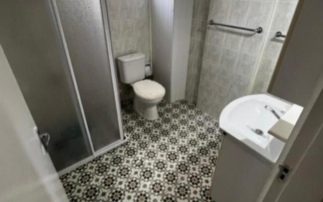 Girne Center 3 Rooms 150 M To Beach