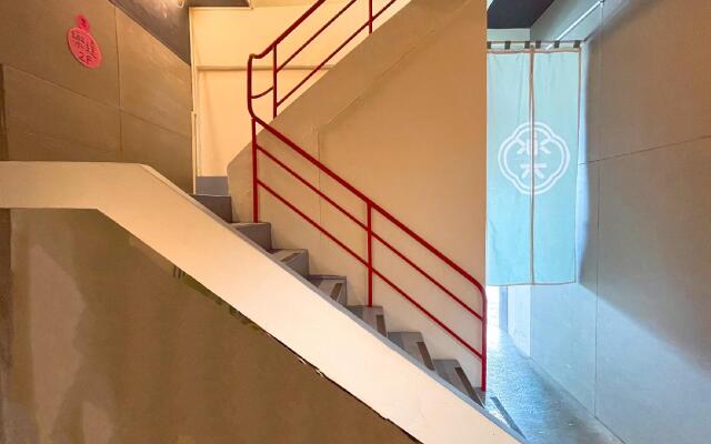 Le Da Backpacker Hostel