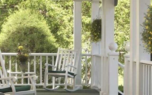 Juniper Hill Inn