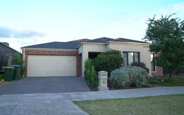 7 Bedrooms House for big Group