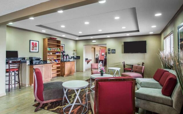 Comfort Suites Plant City