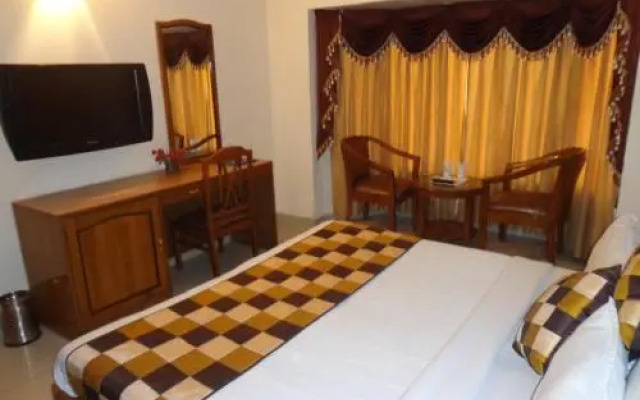 Hotel Smart Inn 2 by Royal Collection