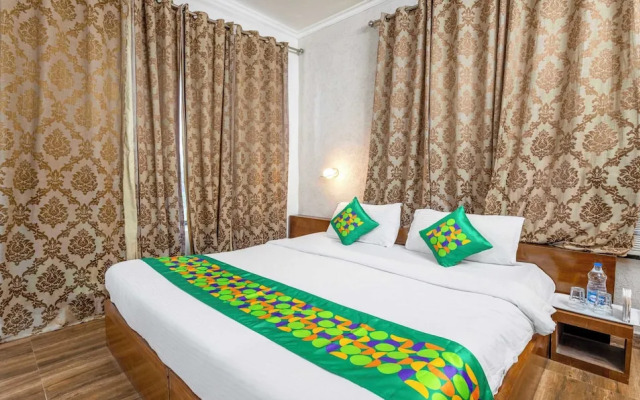Hotel The Grand By OYO Rooms