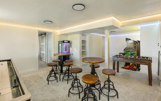 The Lookout Landing 4 Bedroom Home