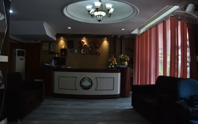 Hotel Sambit Palace