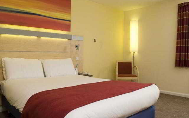 Holiday Inn Express Warwick M4-j15