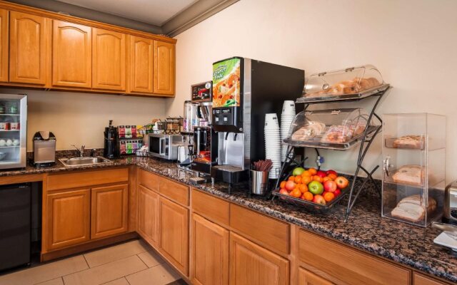 Best Western Willits Inn