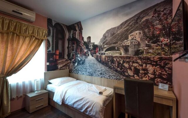 Motel Oasis