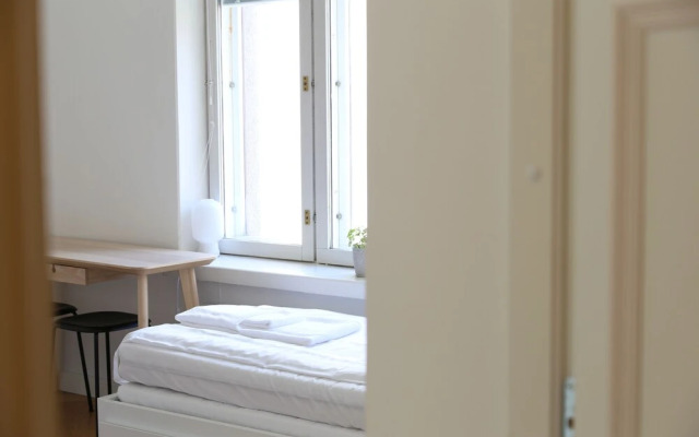 WeHost Pieni Roobertinkatu Small 13