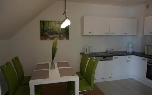 Ferienwohnungen Rügen Findling Breege