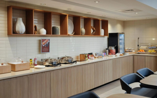 Springhill Suites By Marriott Metro Center
