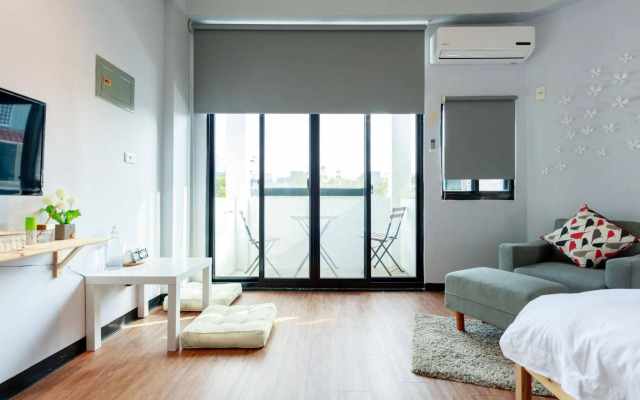 SR Life House