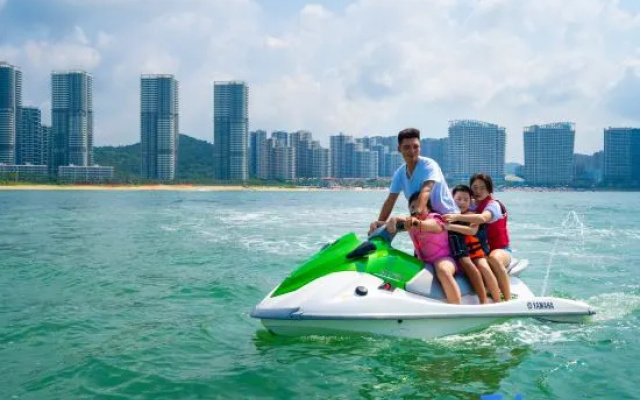 Riverside Apartment (Gold Coast Branch) – People – Huizhou