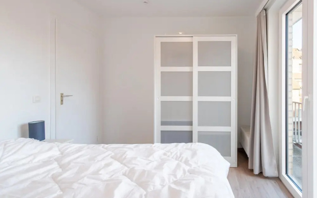 Apartment in Mariakerke With Stunning Sea View