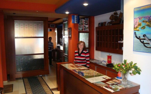 Pima Hotel