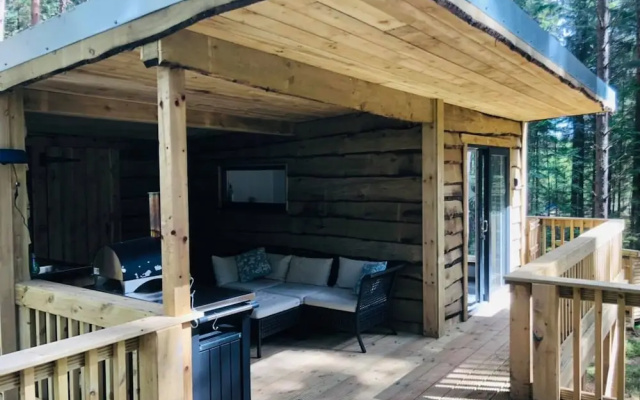 Remarkable 1-bed Treehouse 10 Mins From Inverness
