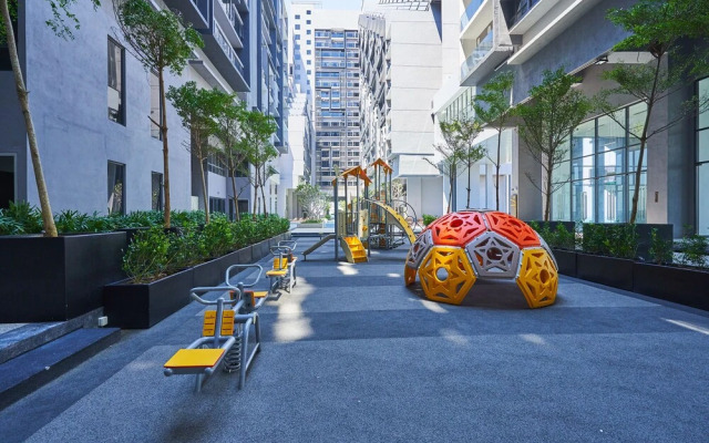 OYO Home 935 Breathtaking Studio Imperio Residence