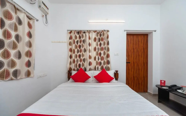 Greenways Residential Homestay By OYO Rooms