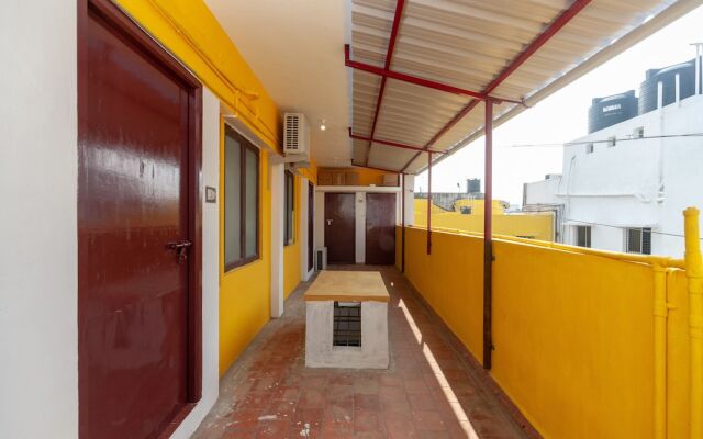 OYO 23455 Varsha Residency