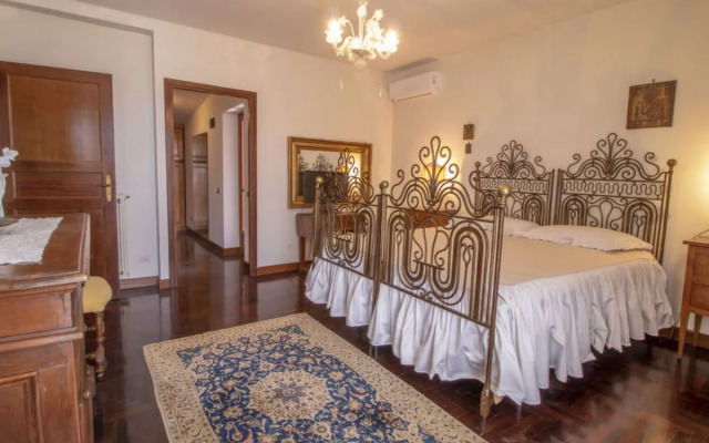 Villa Carolina 39543