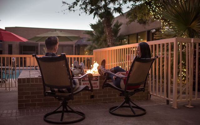 MCM Elegante Hotel and Conference Center Odessa