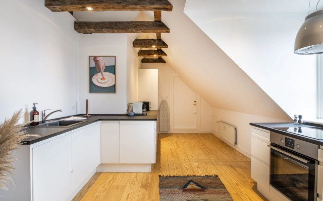 Town Hall Penthouse by Daniel&Jacob’s