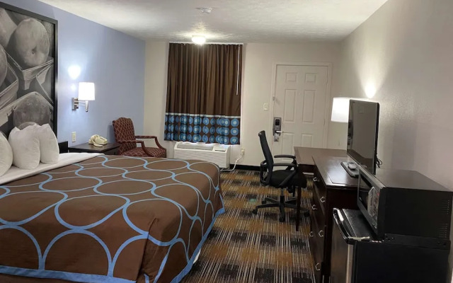 Super 8 Motel Covington