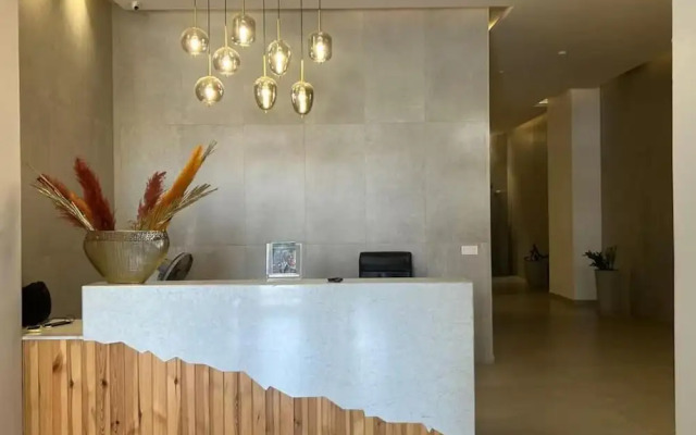 Waypoint Suites